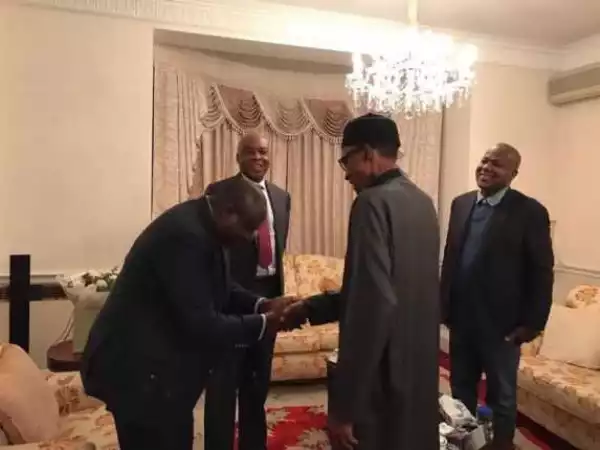 President Buhari receives Bukola Saraki, Yakubu Dogara, others in London (Photos)
